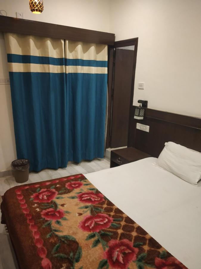 Hotel Ramayana Khajuraho Ngoại thất bức ảnh