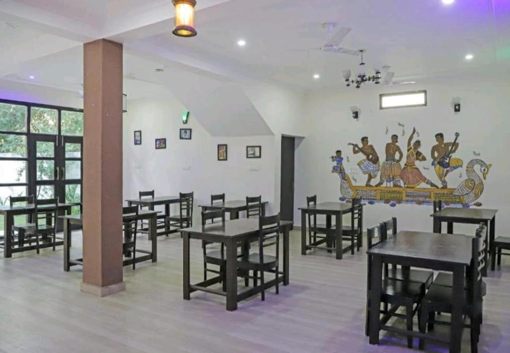 Hotel Ramayana Khajuraho Ngoại thất bức ảnh